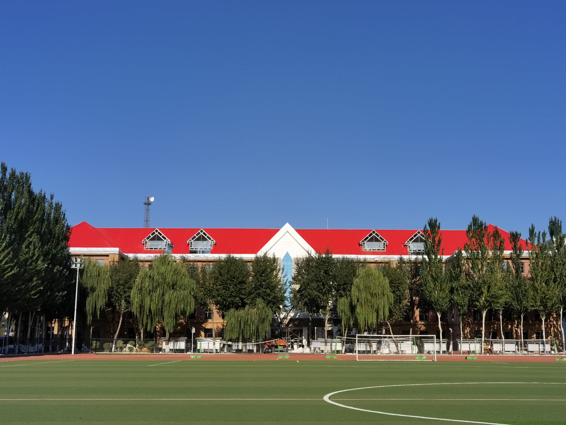 建议先扫读标题与摘要